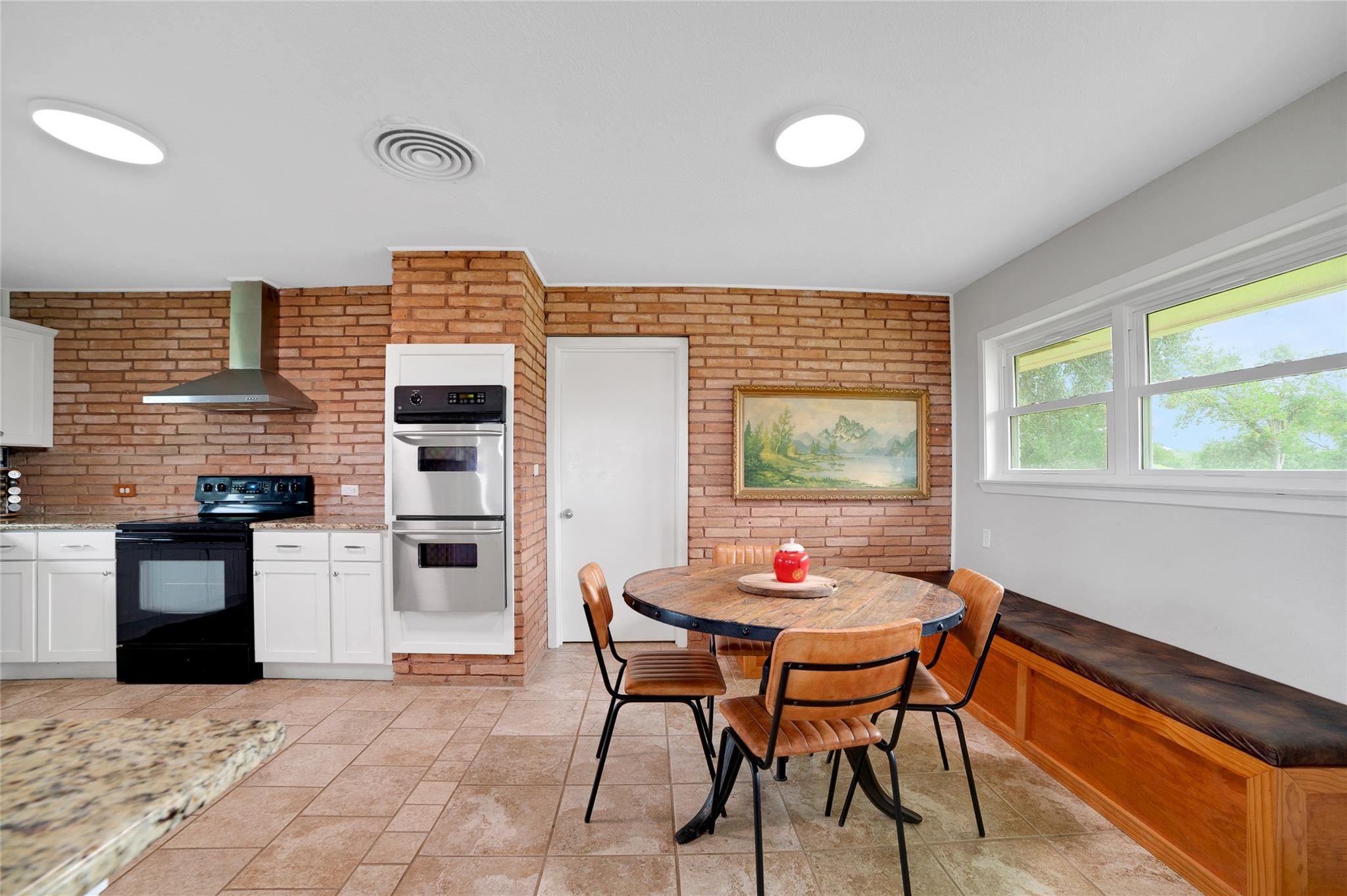 520 Double Eagle Ranch Dr, Cedar Creek, TX 78612