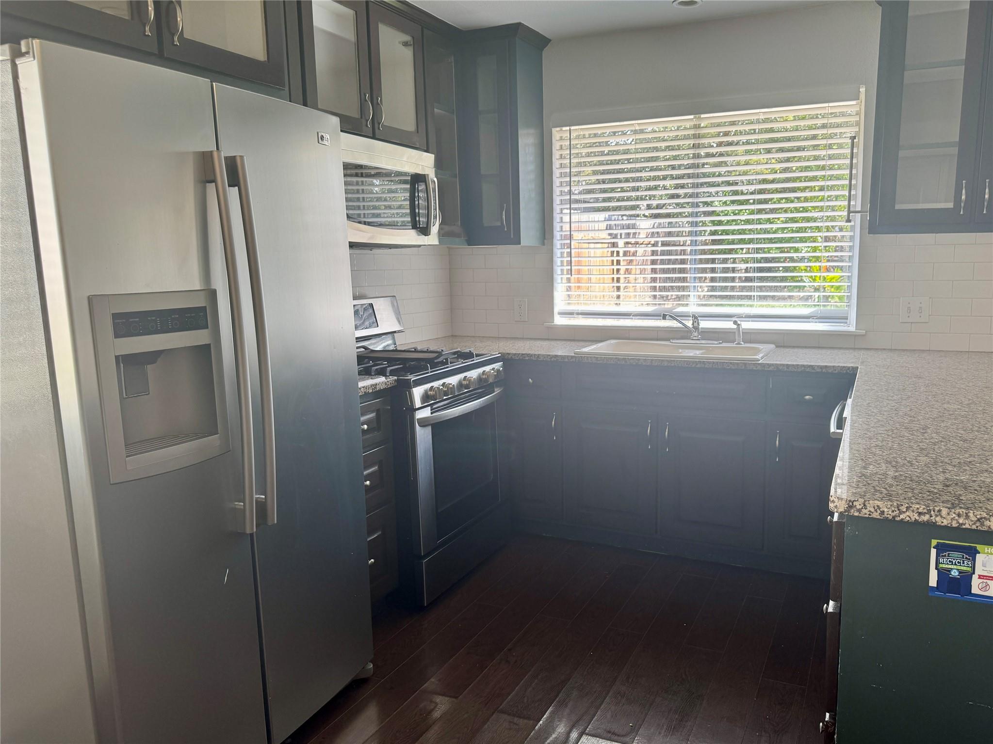 7315 Lunar Dr, Austin, TX 78745