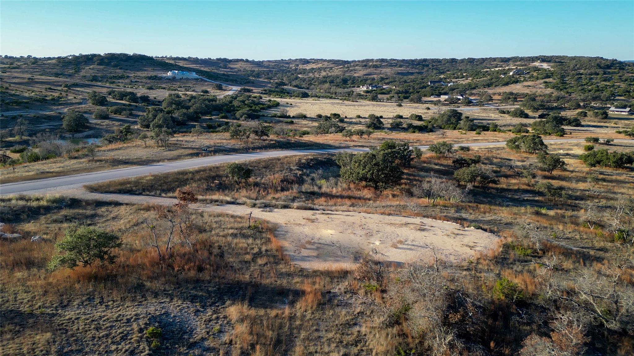 136 & 137 Falling Oak Dr, Blanco, TX 78606