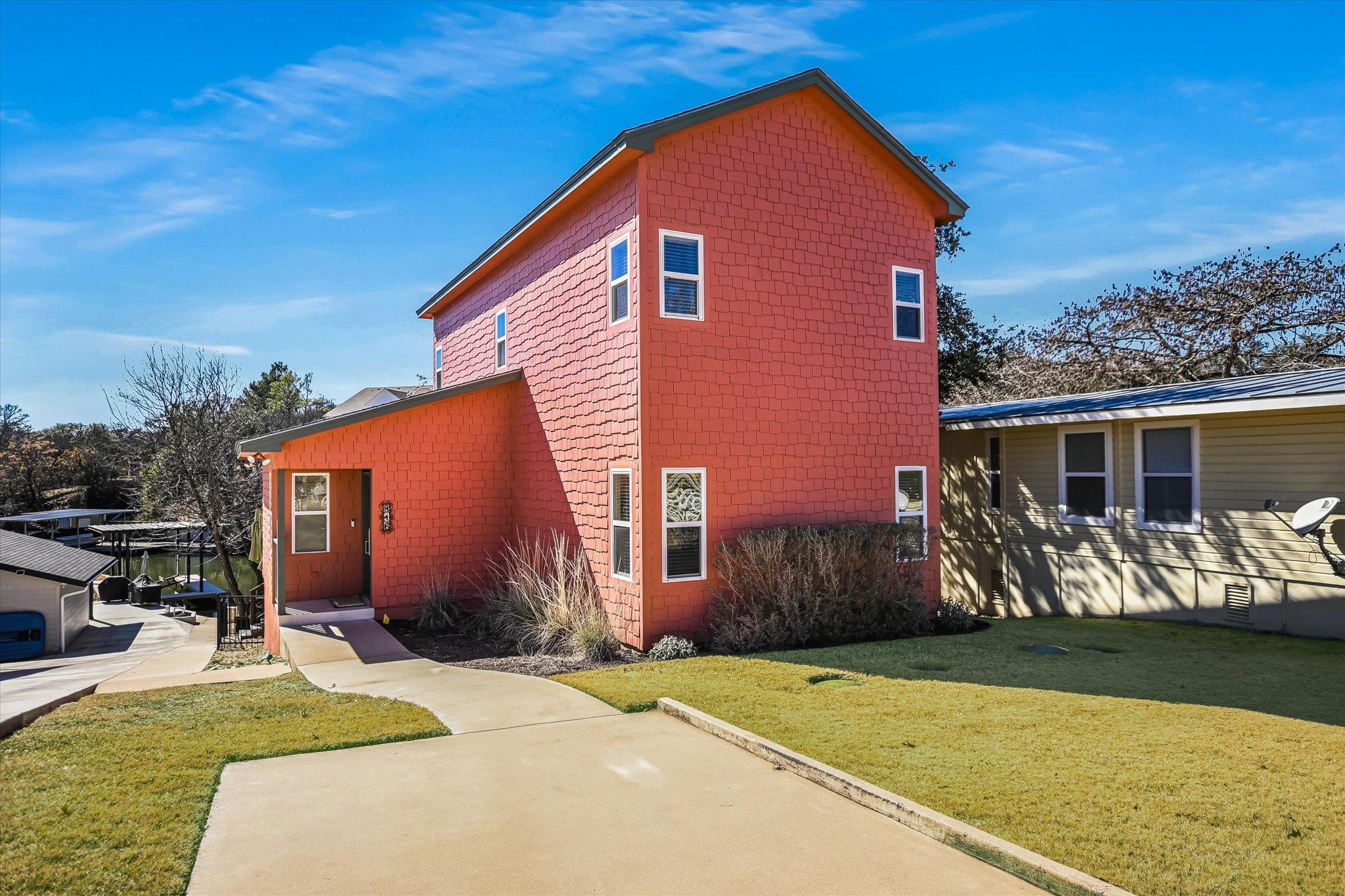 316 Mountain Vw, Sunrise Beach, TX 78643