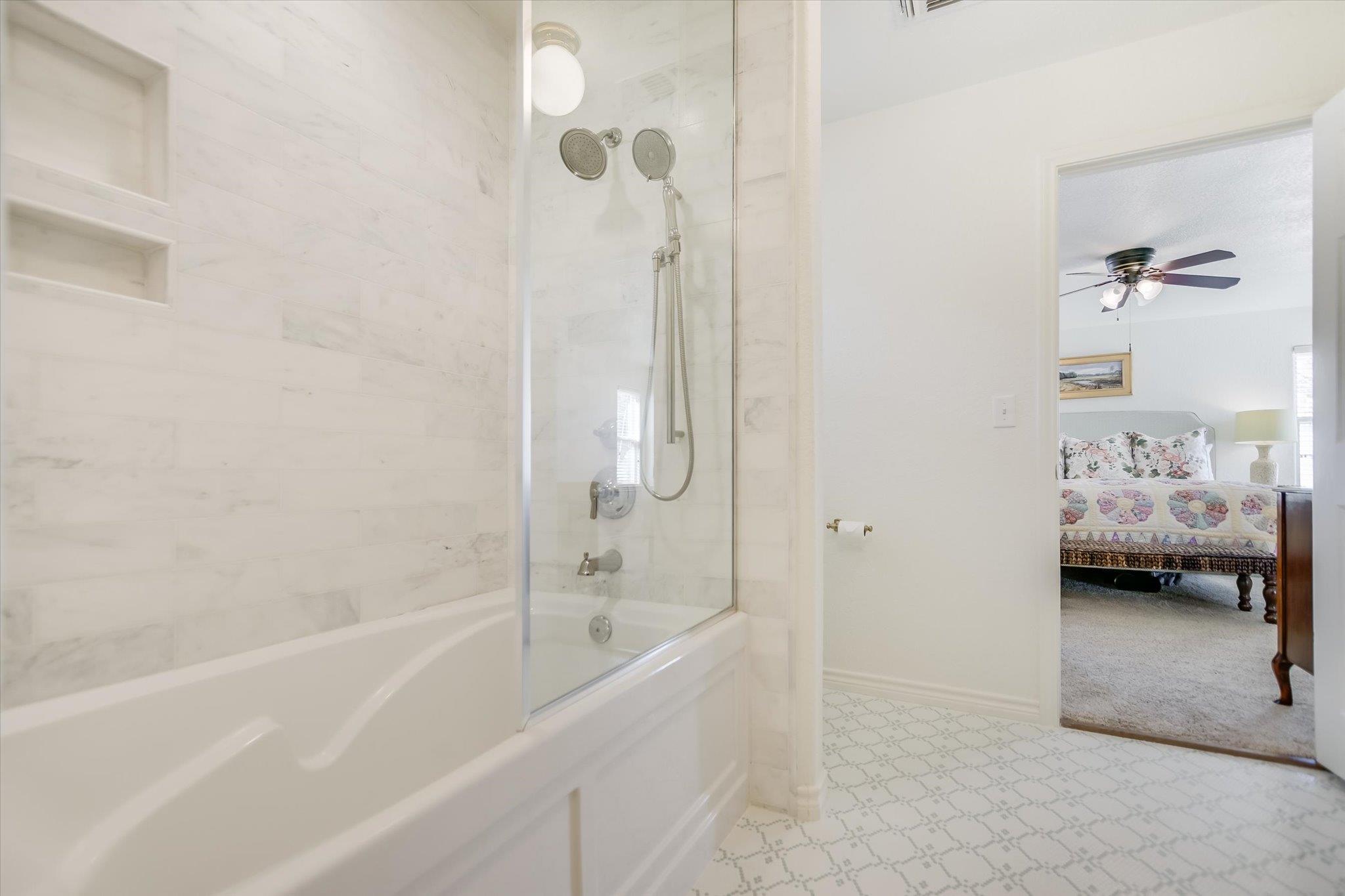 316 Mountain Vw, Sunrise Beach, TX 78643