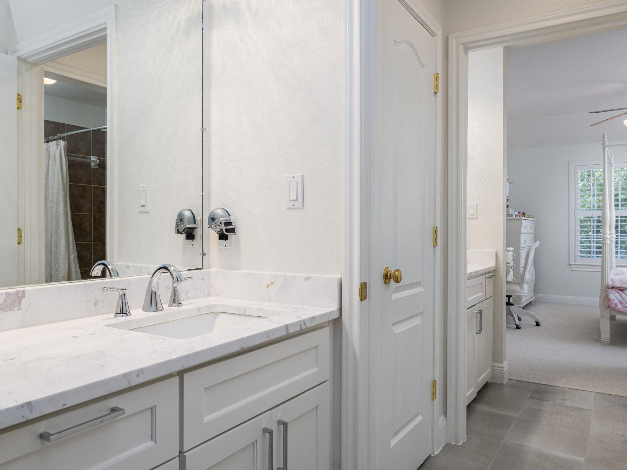 2134 Hilton Head Dr, Round Rock, TX 78664