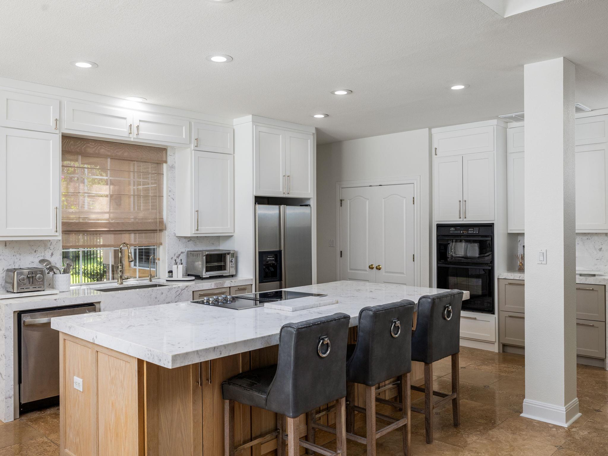 2134 Hilton Head Dr, Round Rock, TX 78664