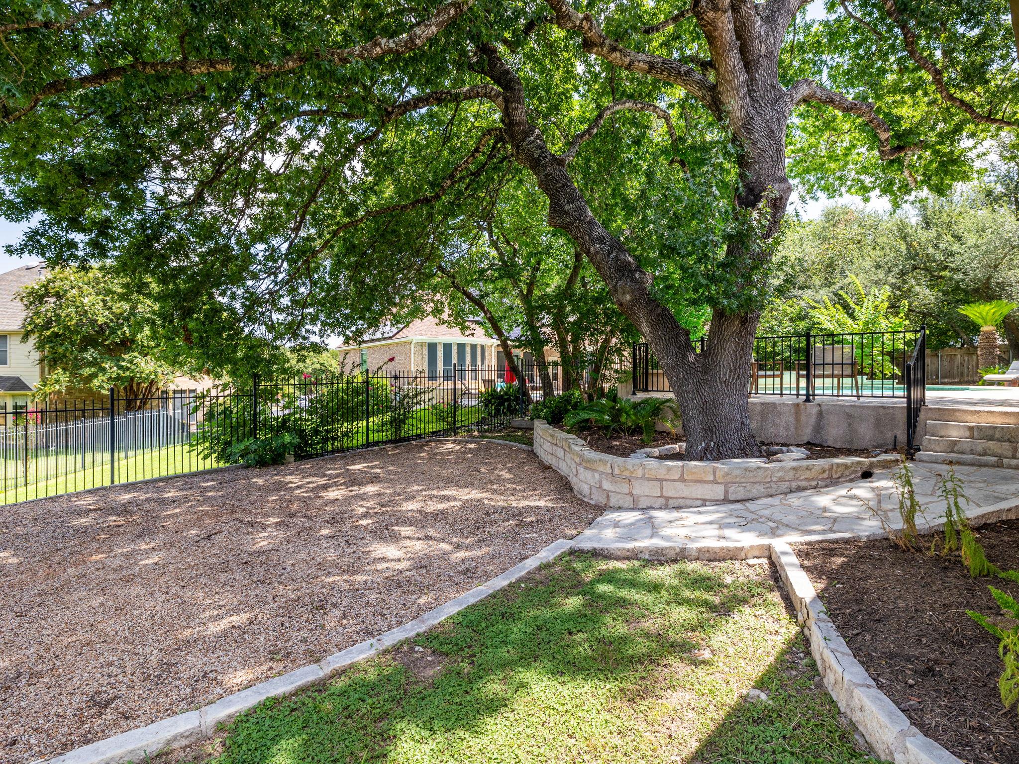 2134 Hilton Head Dr, Round Rock, TX 78664