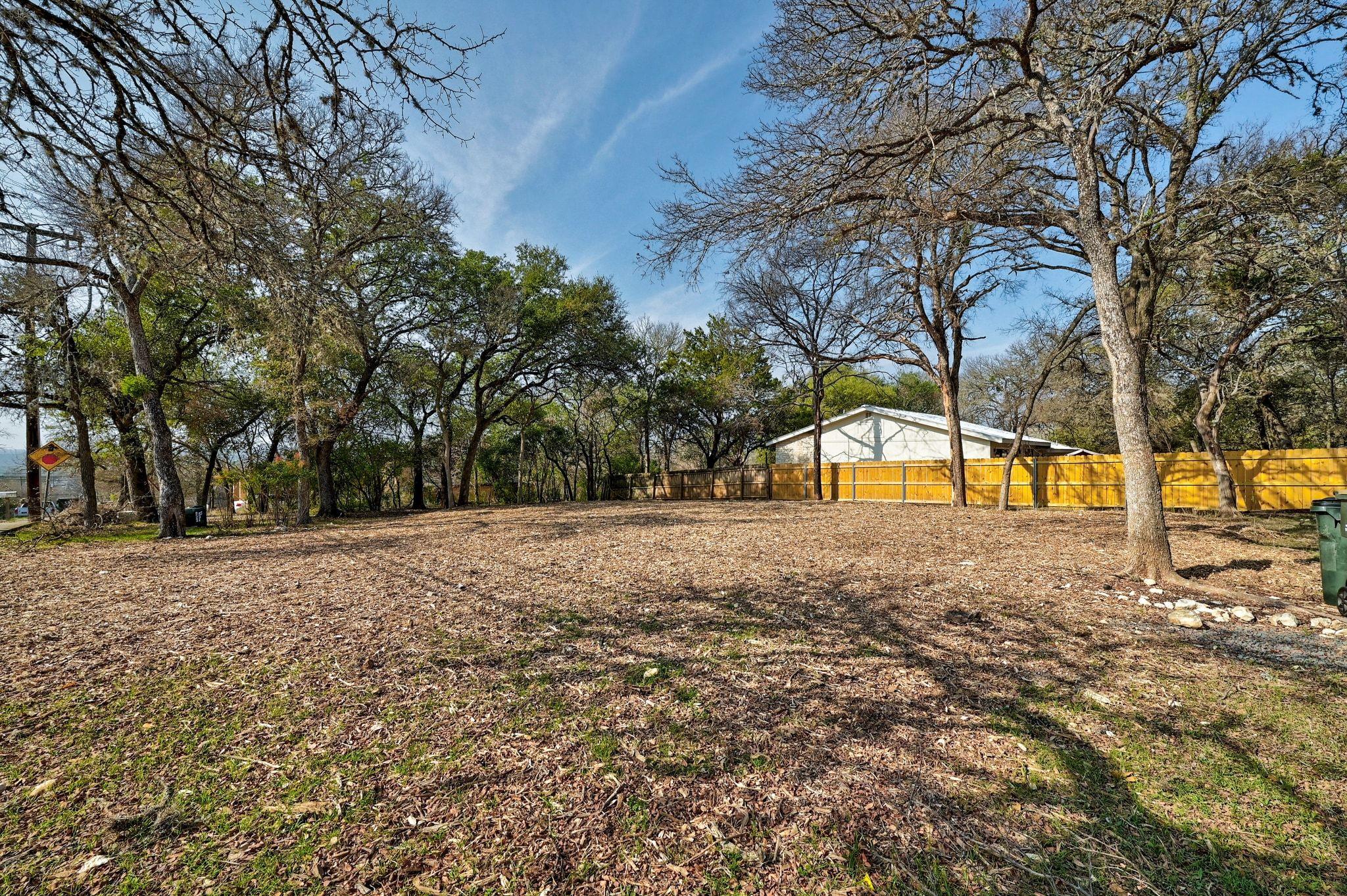 1010 Hazelton St, San Marcos, TX 78666