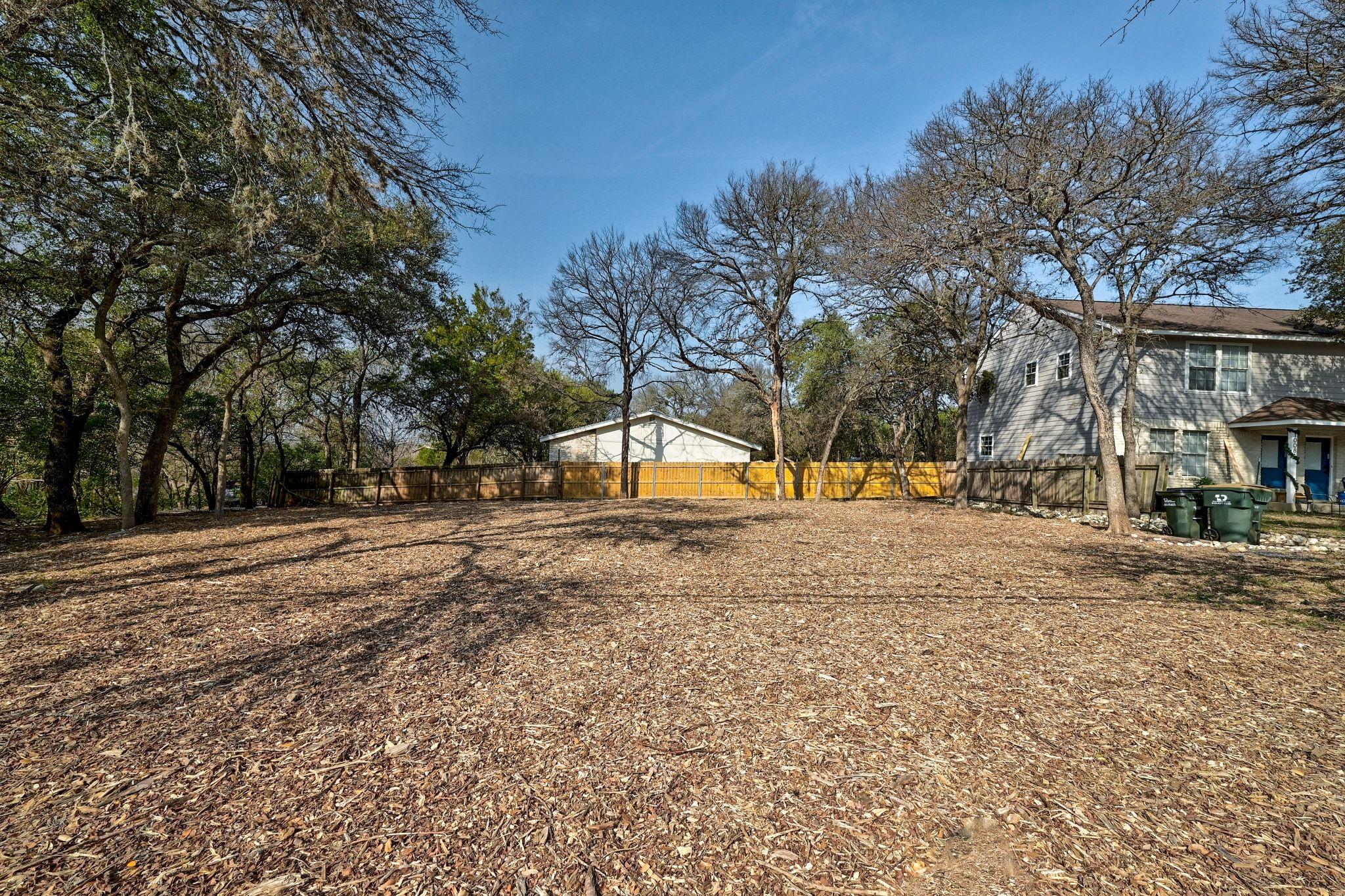 1010 Hazelton St, San Marcos, TX 78666