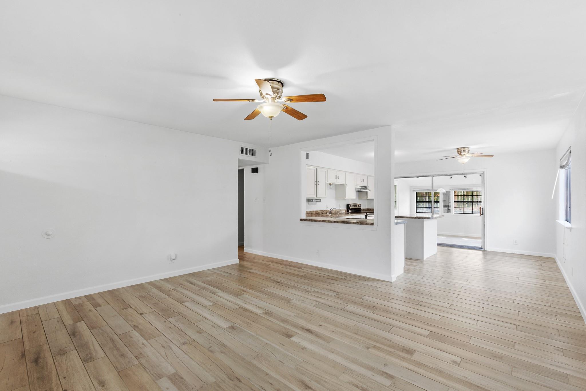 1303 Barrington Dr, Austin, TX 78753