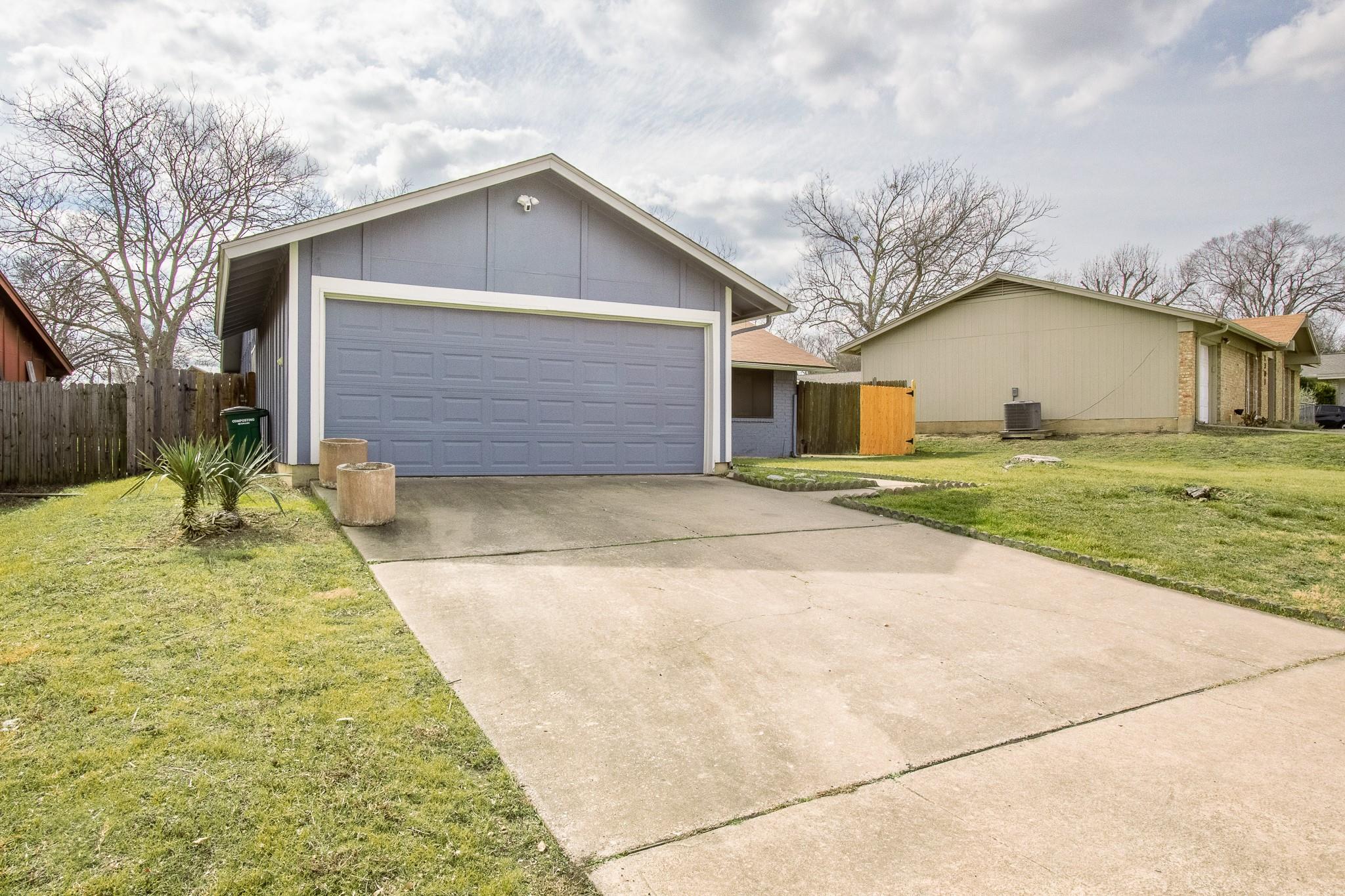 1303 Barrington Dr, Austin, TX 78753