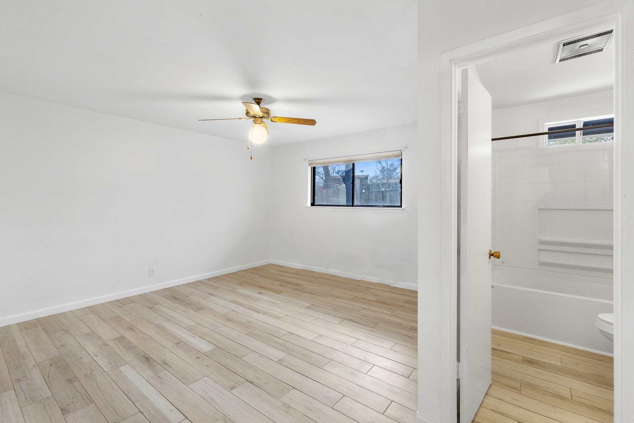 1303 Barrington Dr, Austin, TX 78753