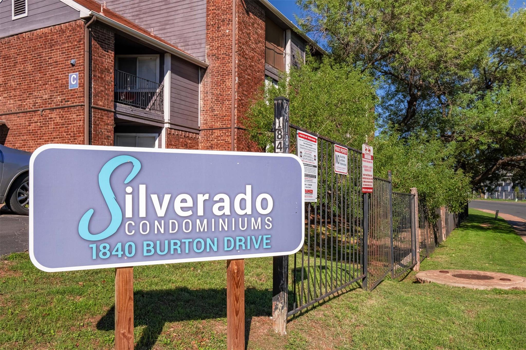 1840 Burton Dr # 155, Austin, TX 78741