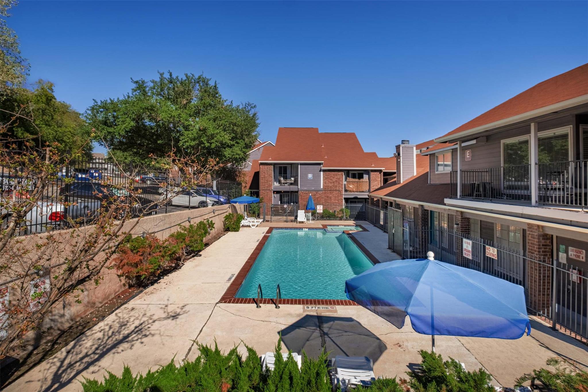 1840 Burton Dr # 155, Austin, TX 78741