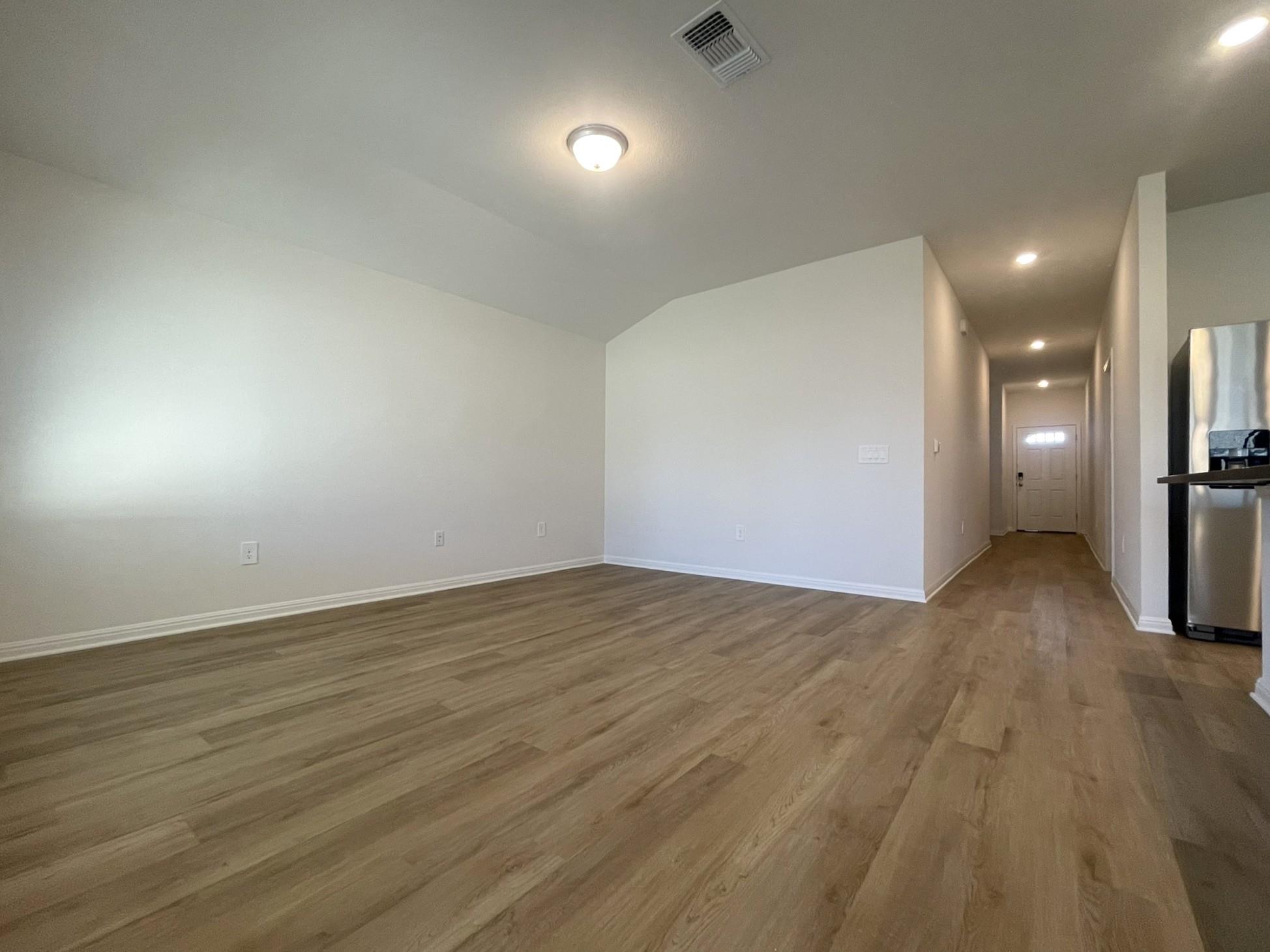 4905 Stockton Ln, Del Valle, TX 78617