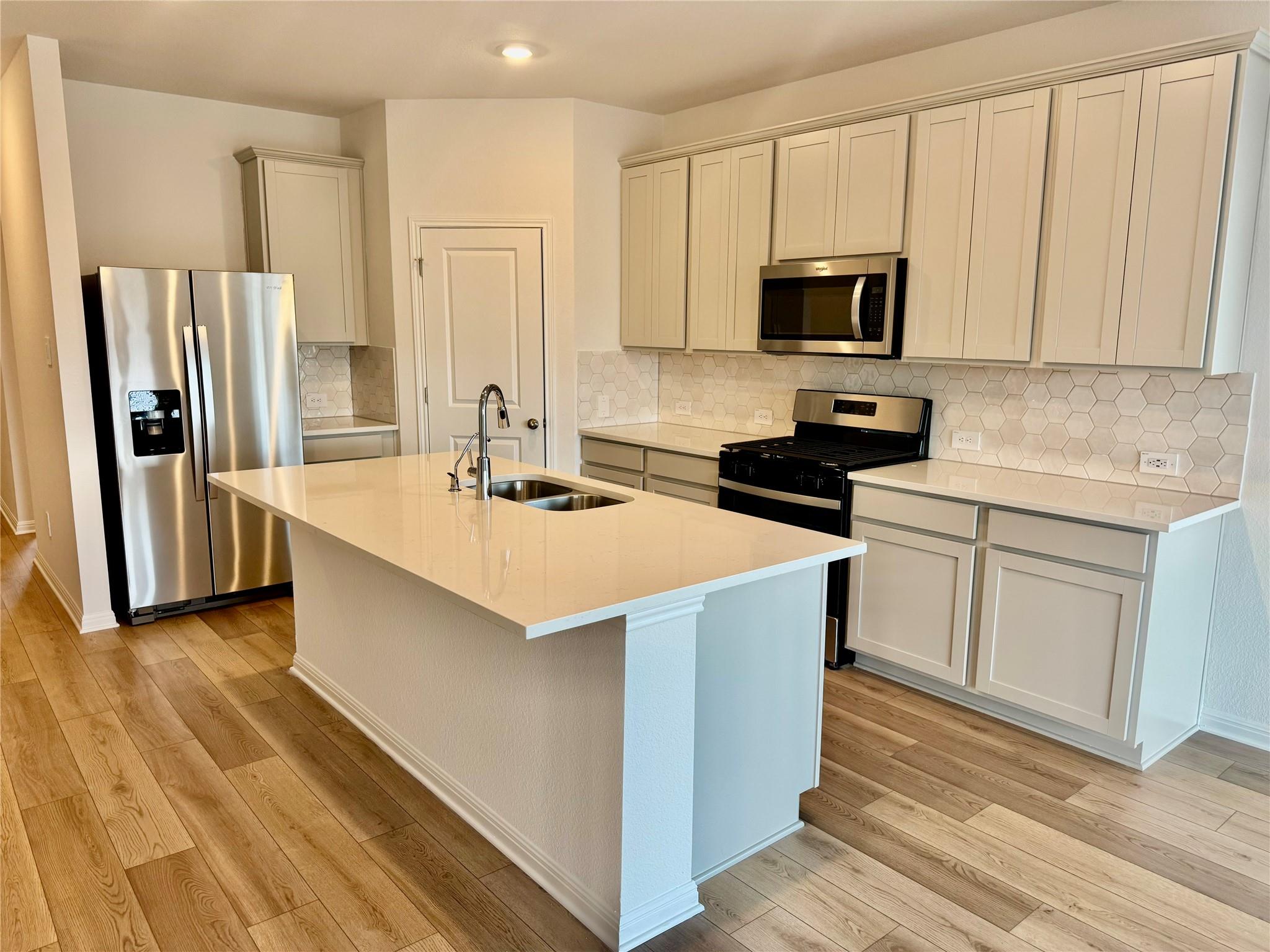 145 Boondoggle Rdg, Cedar Creek, TX 78612