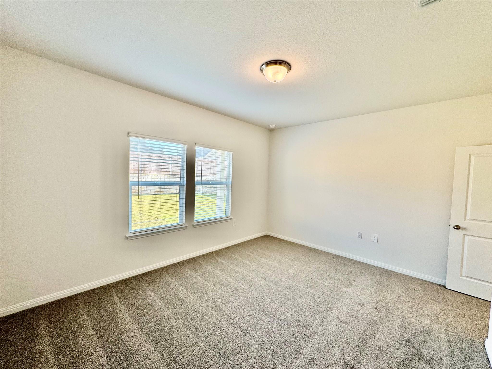 4917 Stockton Ln, Del Valle, TX 78617