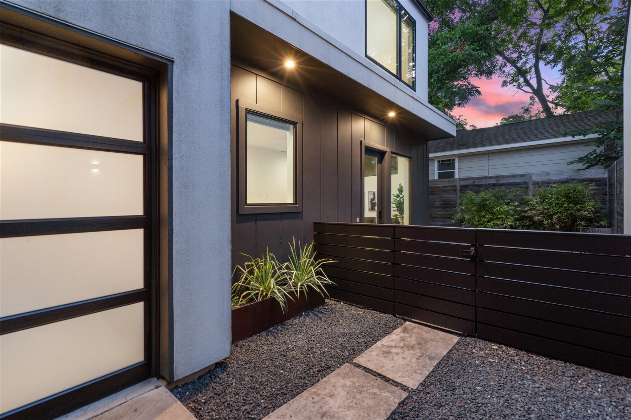 1903 Frazier Ave # B, Austin, TX 78704