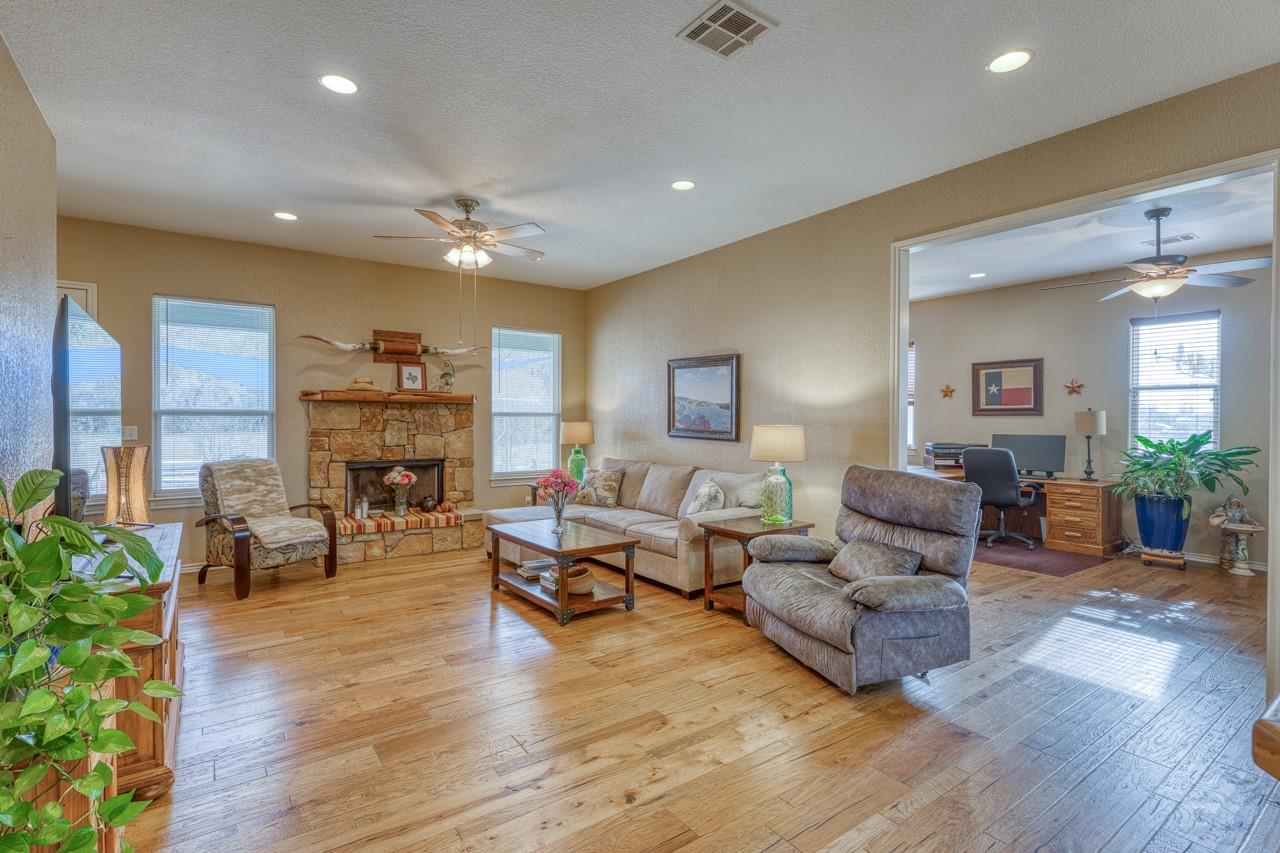 2901 Fm 1980, Marble Falls, TX 78654