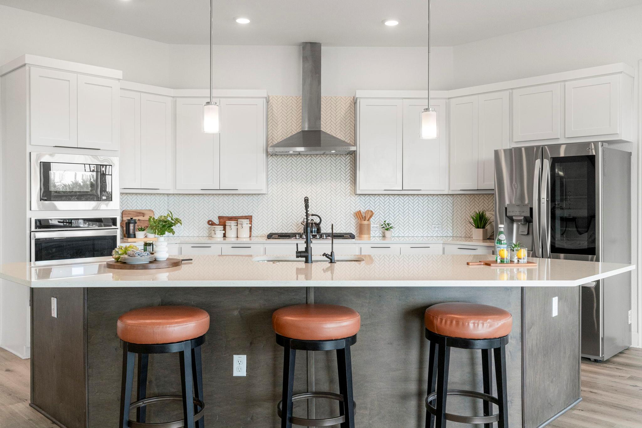 312 Starfire Dr, Dripping Springs, TX 78620