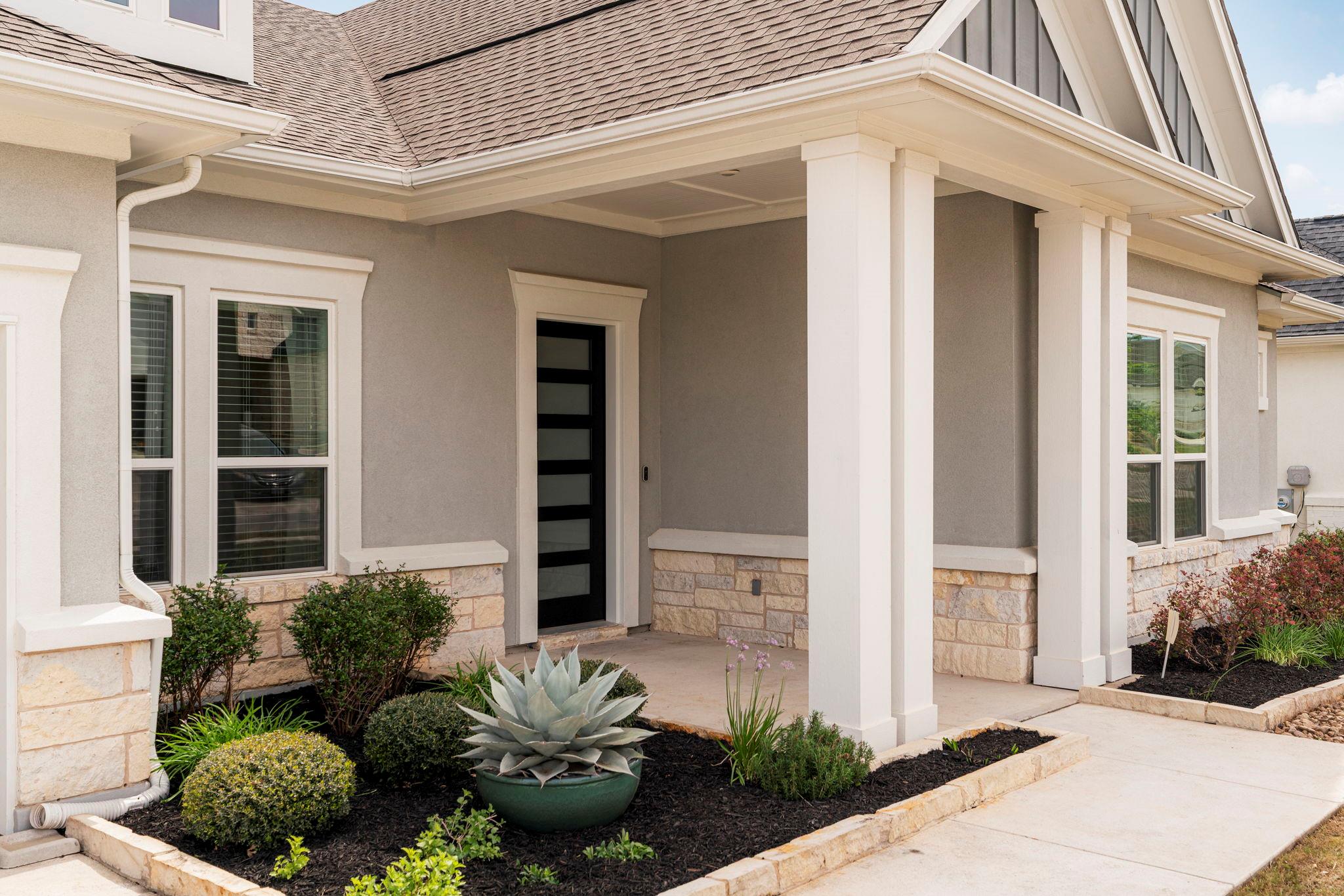 312 Starfire Dr, Dripping Springs, TX 78620