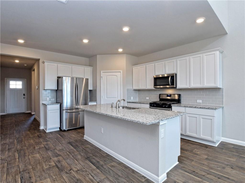 401 Rainmaker Ln, Bastrop, TX 78602