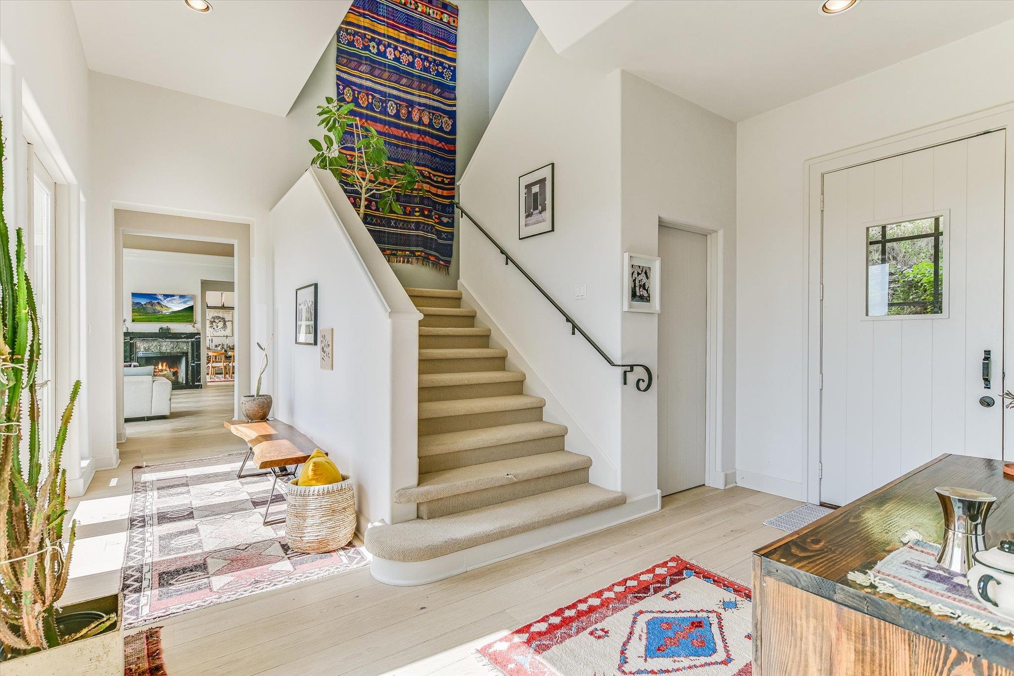 5304 Scenic View Dr, Austin, TX 78746