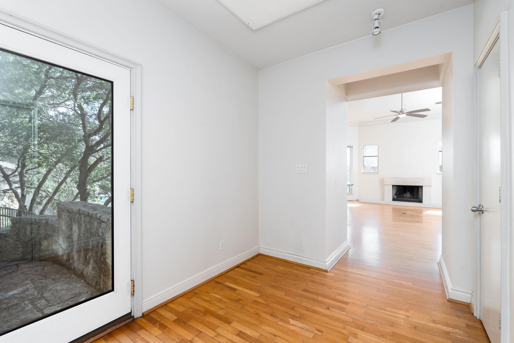 5310 Scenic View Dr, Austin, TX 78746