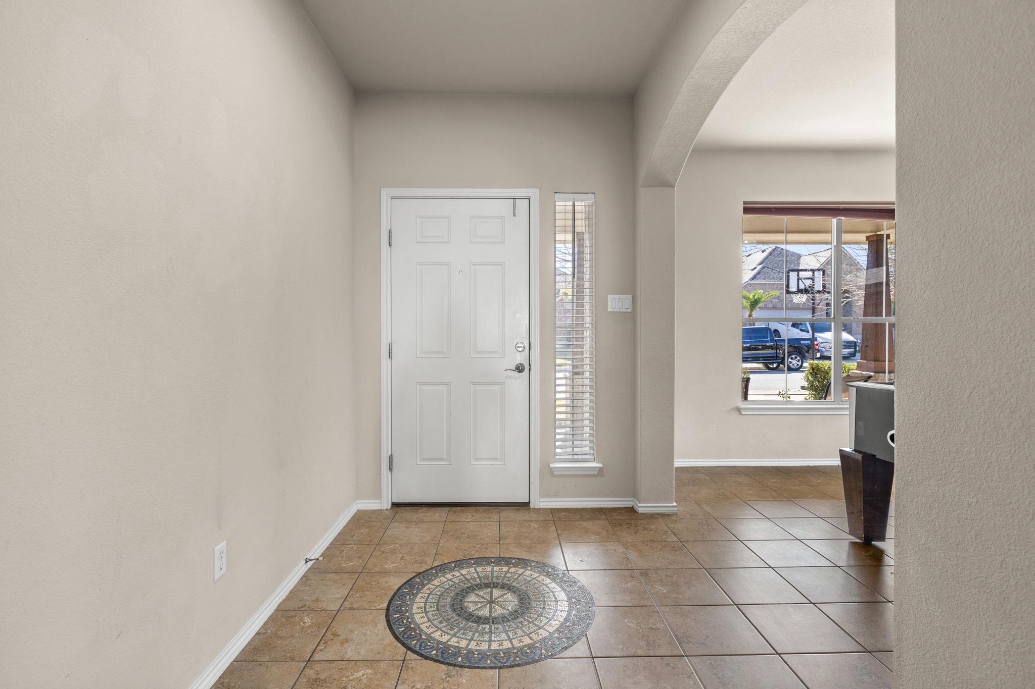 221 Blossom Valley Strm, Buda, TX 78610