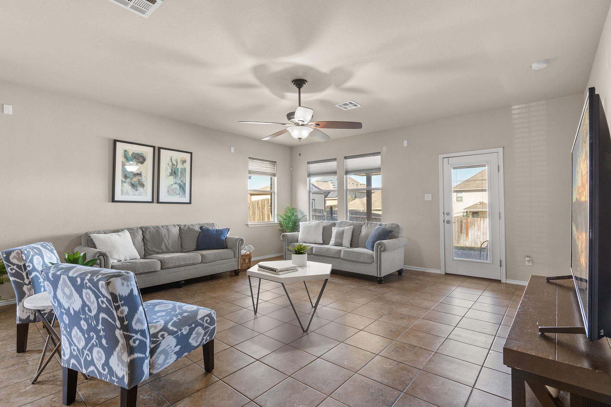 221 Blossom Valley Strm, Buda, TX 78610