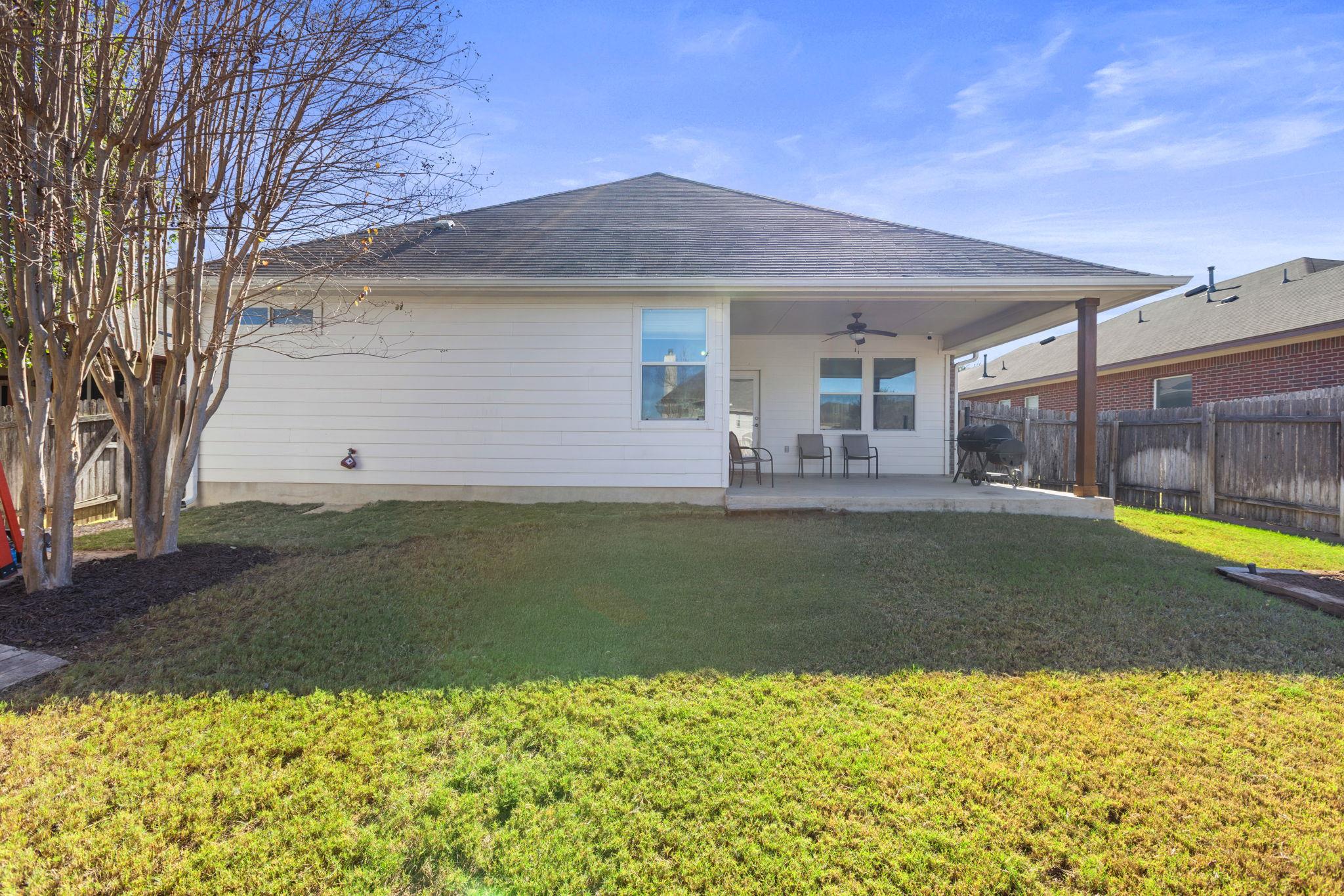 221 Blossom Valley Strm, Buda, TX 78610