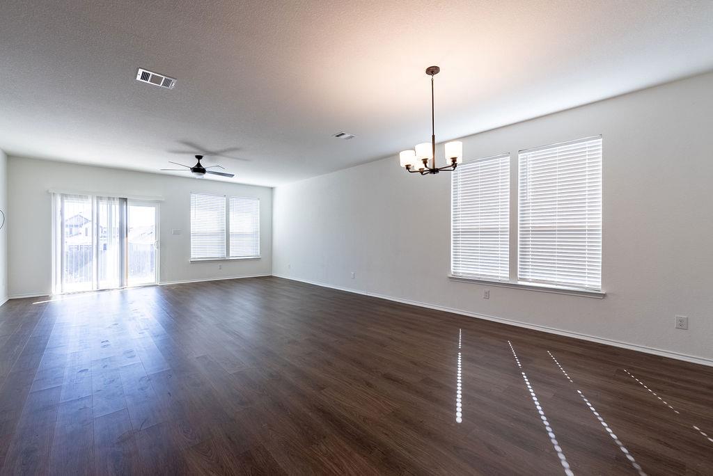 250 Auburn St, Kyle, TX 78640