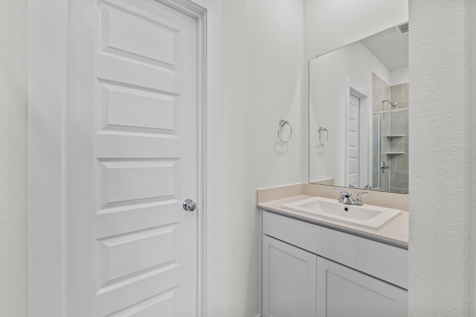 109 Mandeville Dr, Hutto, TX 78621