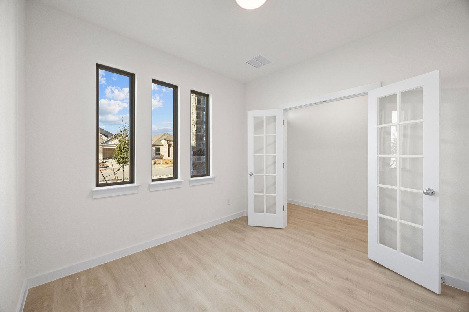 109 Mandeville Dr, Hutto, TX 78621