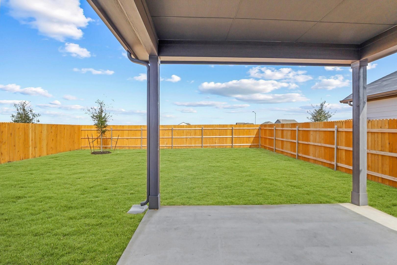 109 Mandeville Dr, Hutto, TX 78621