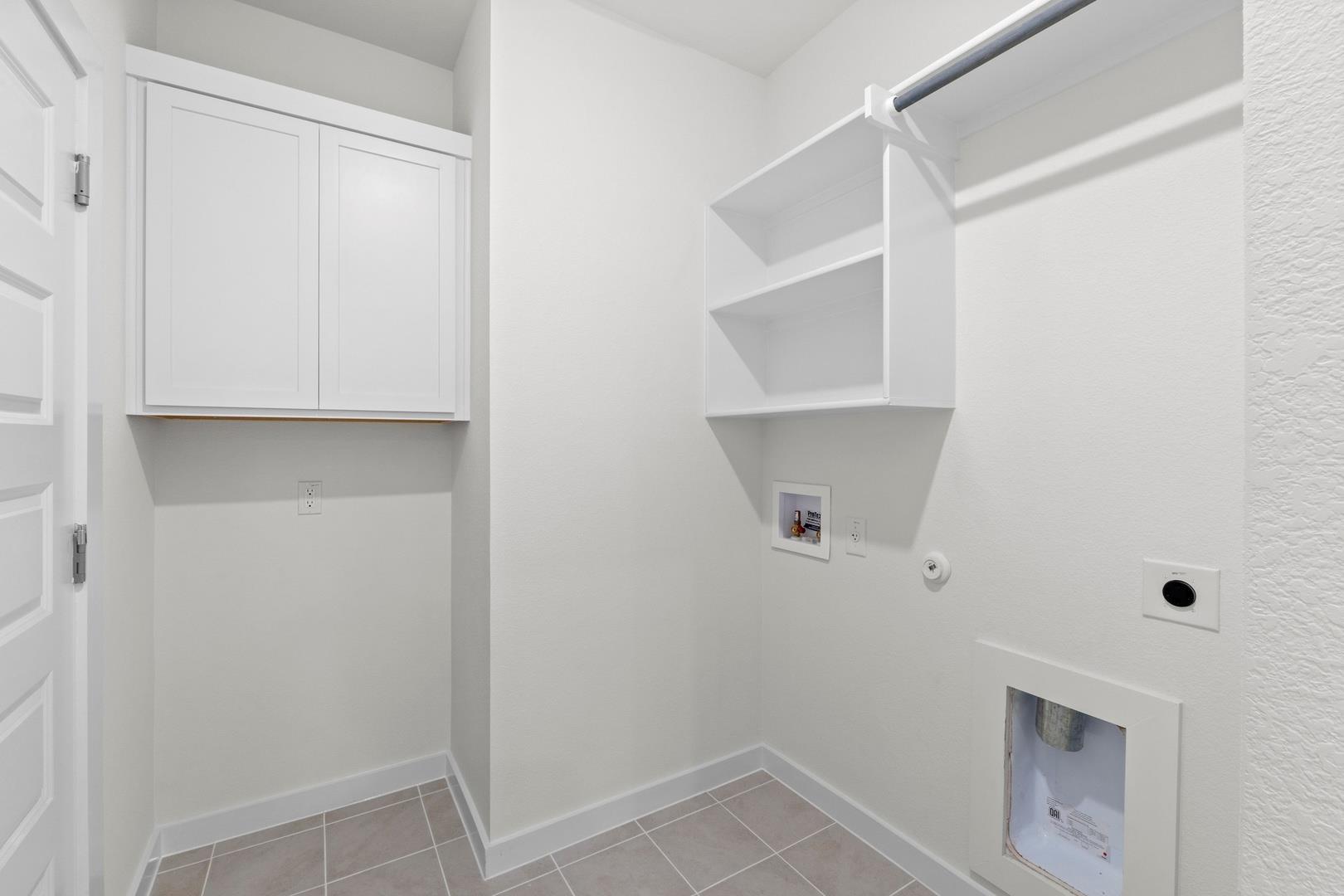 109 Mandeville Dr, Hutto, TX 78621