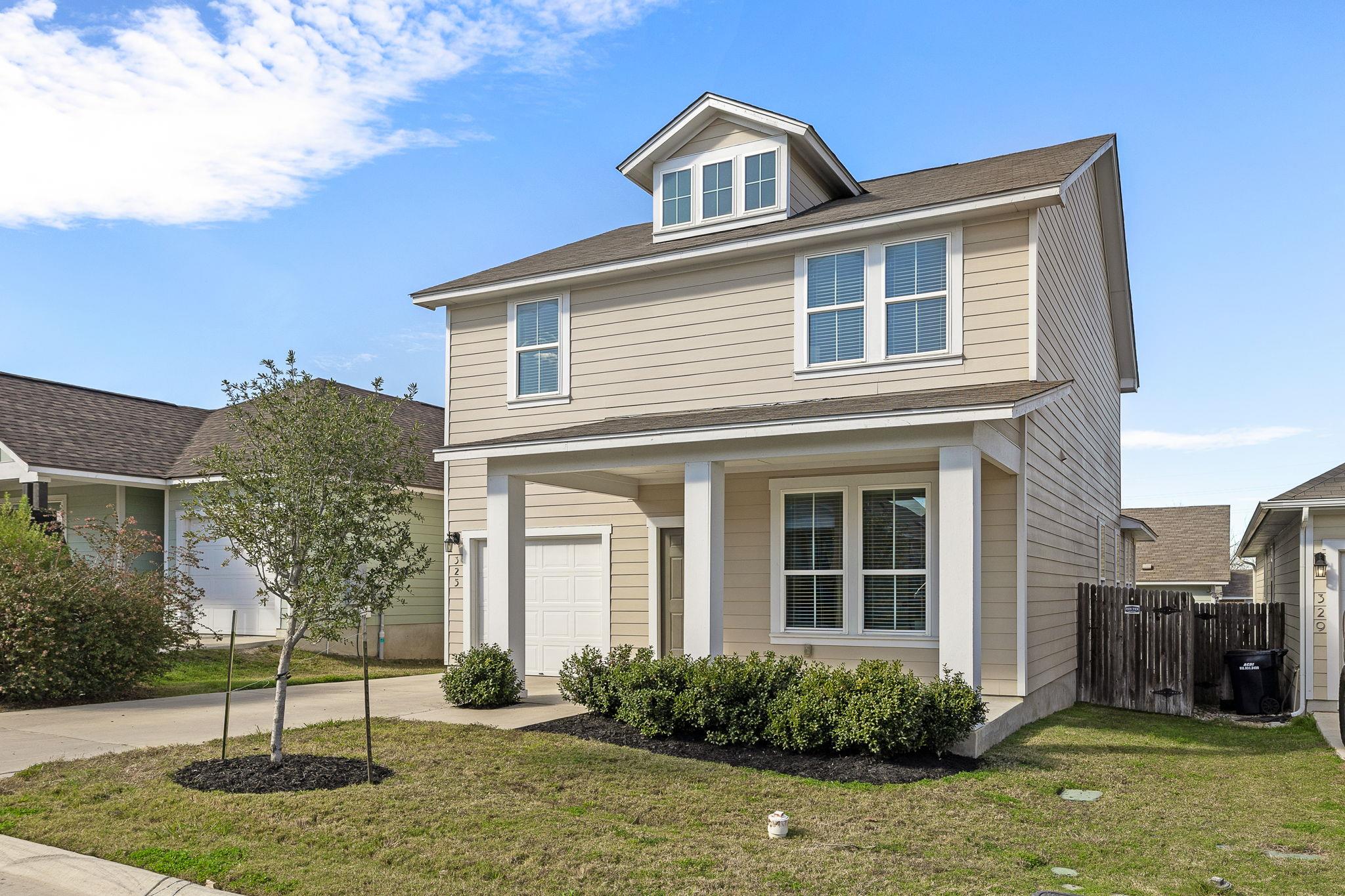 325 E Broade St, Leander, TX 78641