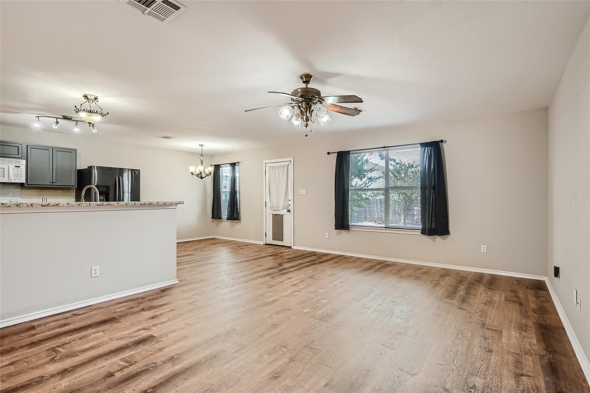 221 Almquist St, Hutto, TX 78634