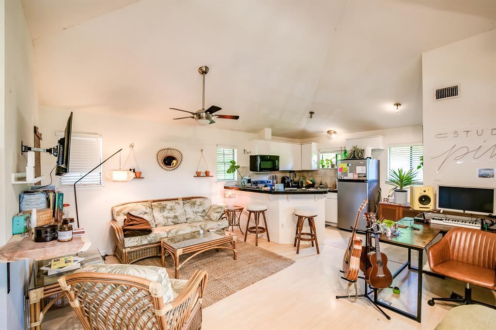 2400 Thornton Rd # B, Austin, TX 78704