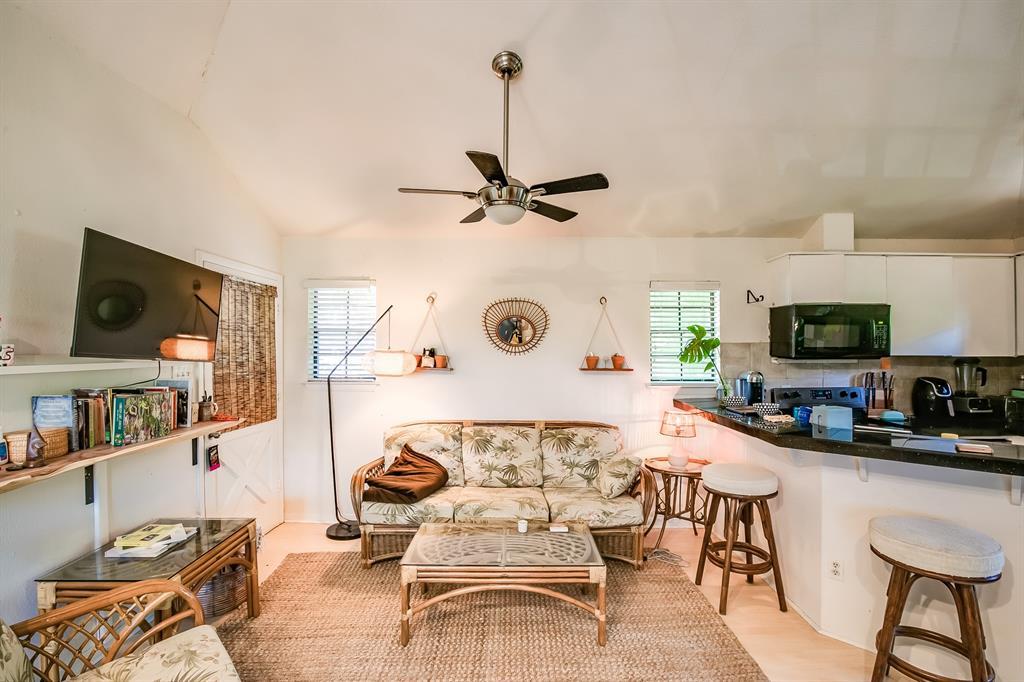 2400 Thornton Rd # B, Austin, TX 78704