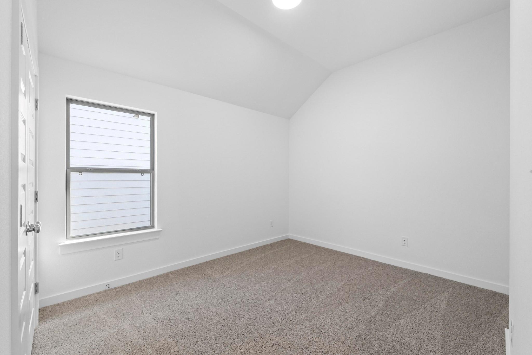 107 Mandeville Dr, Hutto, TX 78634