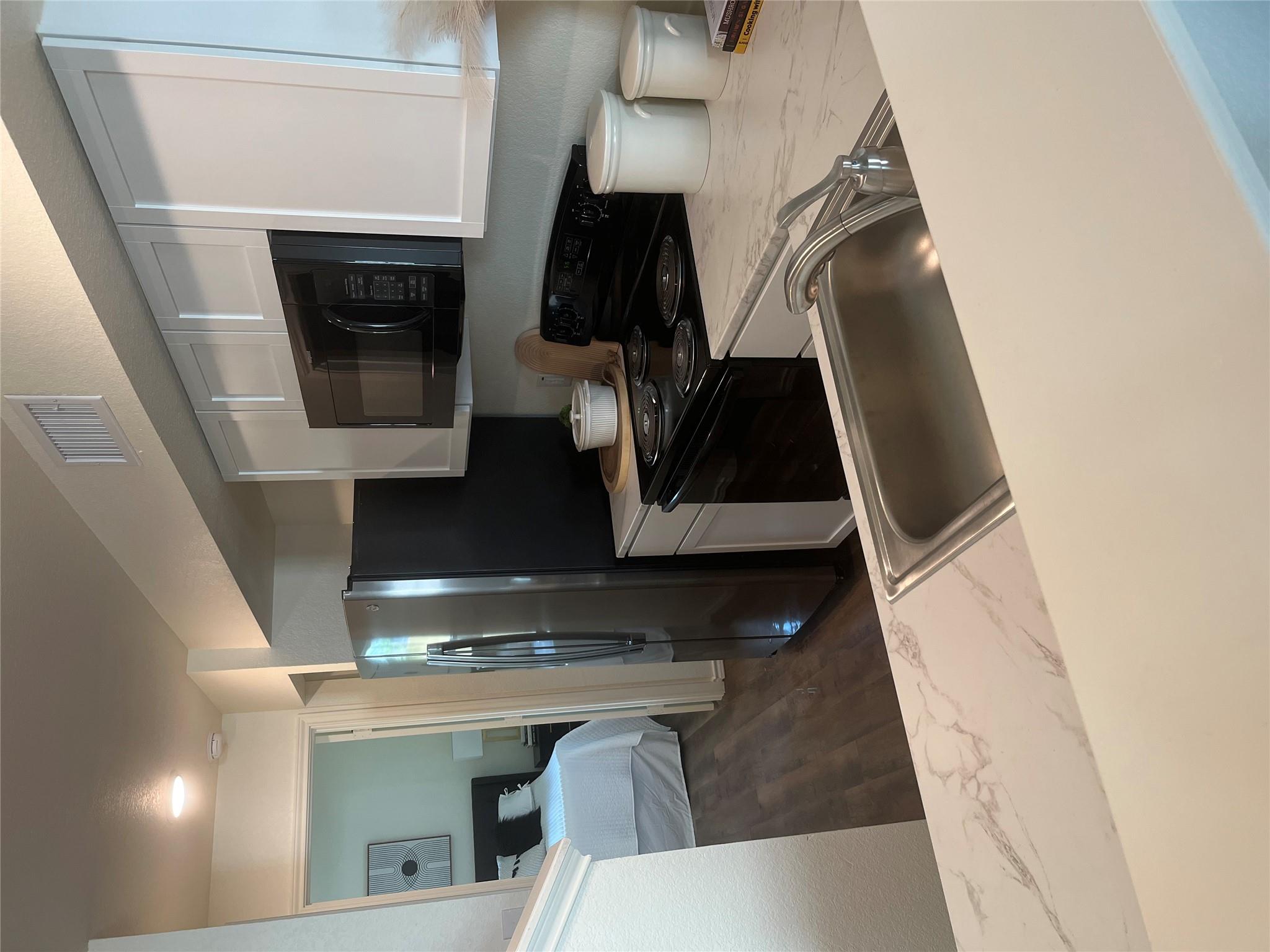 350 Debus Dr # 121A, Taylor, TX 76574