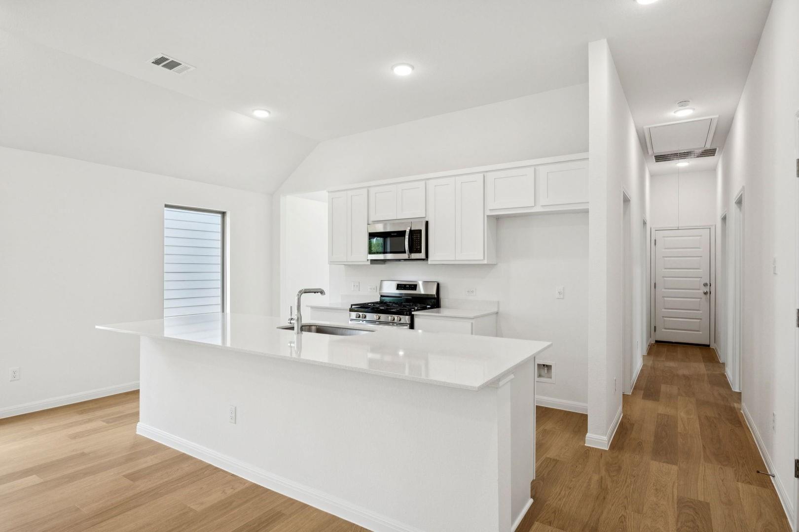 130 Tolo Dr, Elgin, TX 78621