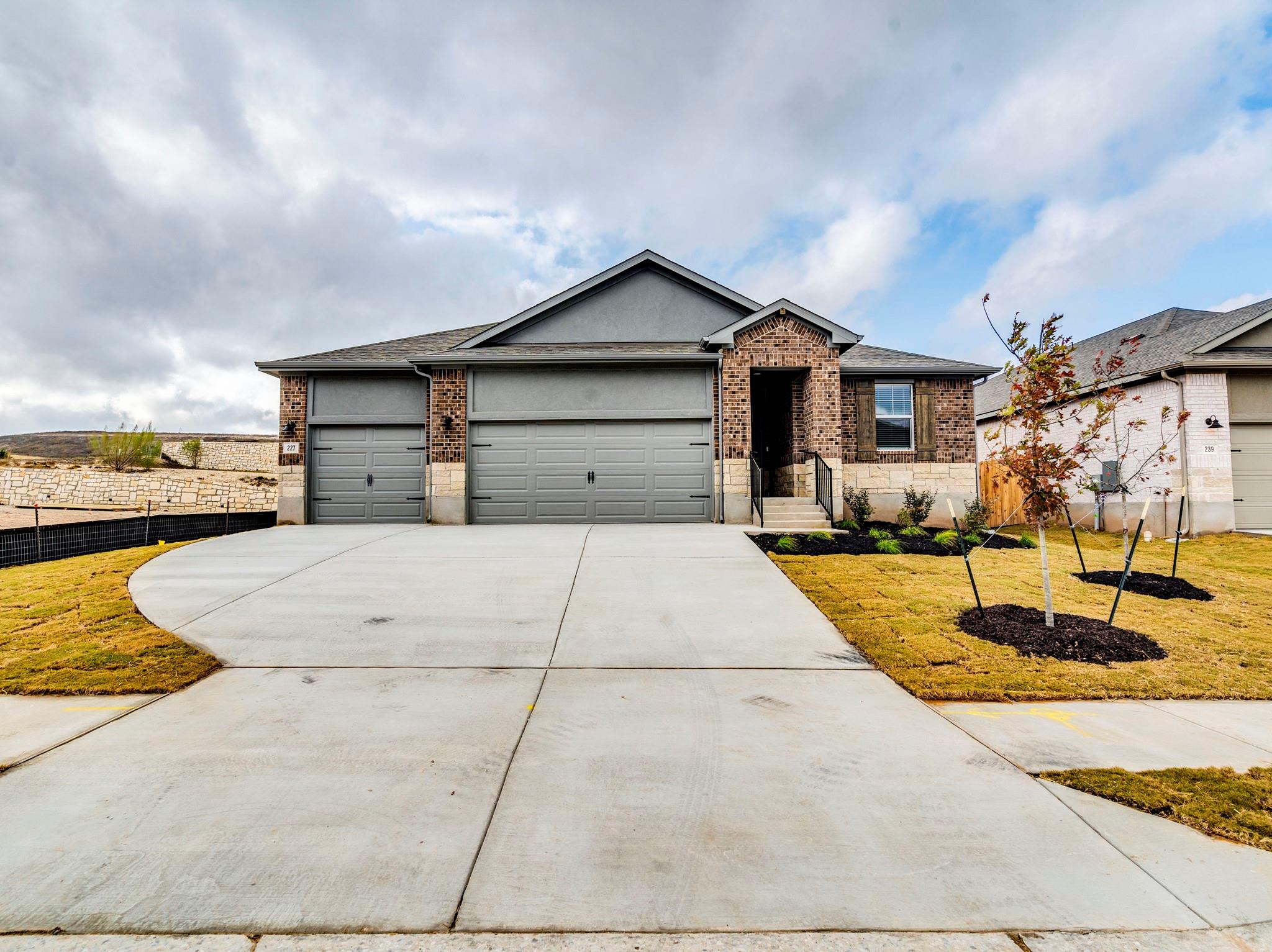 227 Cathedral Mountain Dr, Dripping Springs, TX 78620