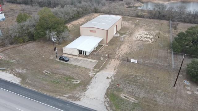 5902 W State Highway 71 Highway, La Grange, TX 78945