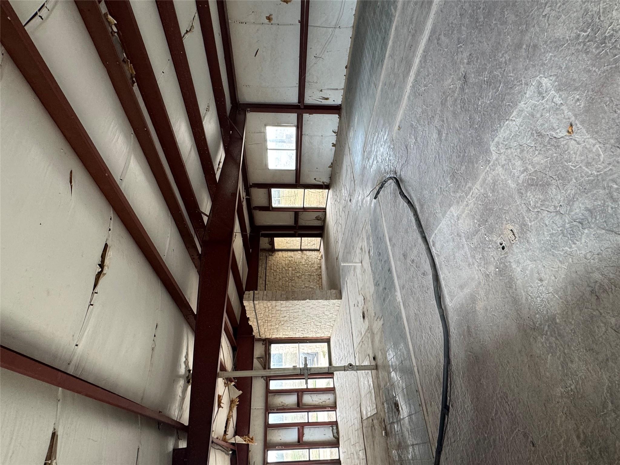 5902 W State Highway 71 Highway, La Grange, TX 78945