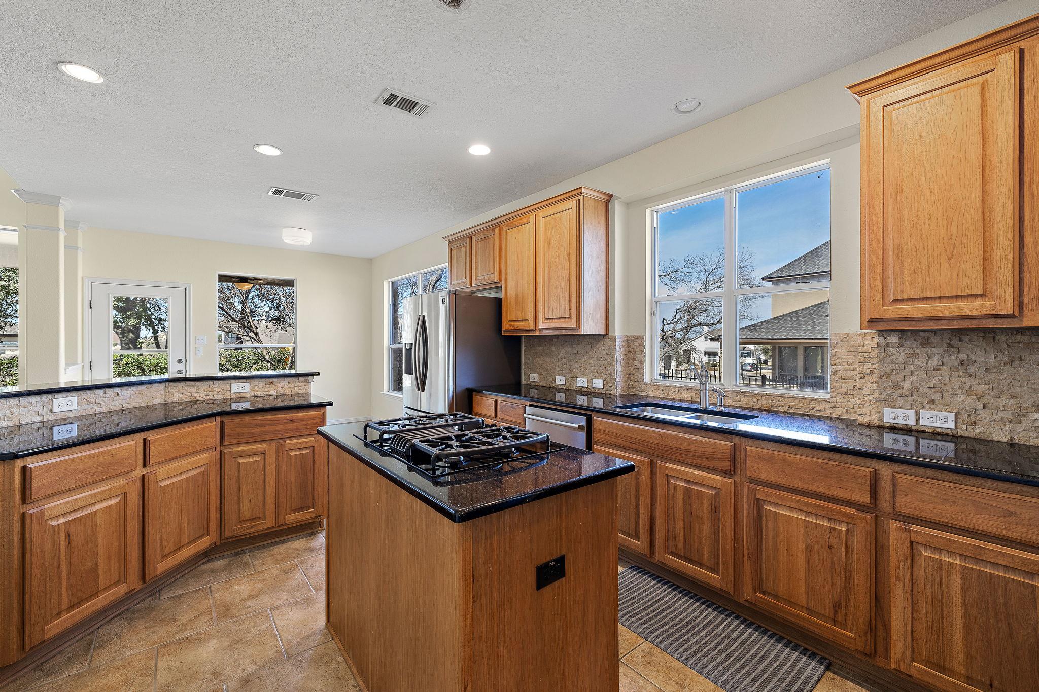 2007 First Vw, Leander, TX 78641