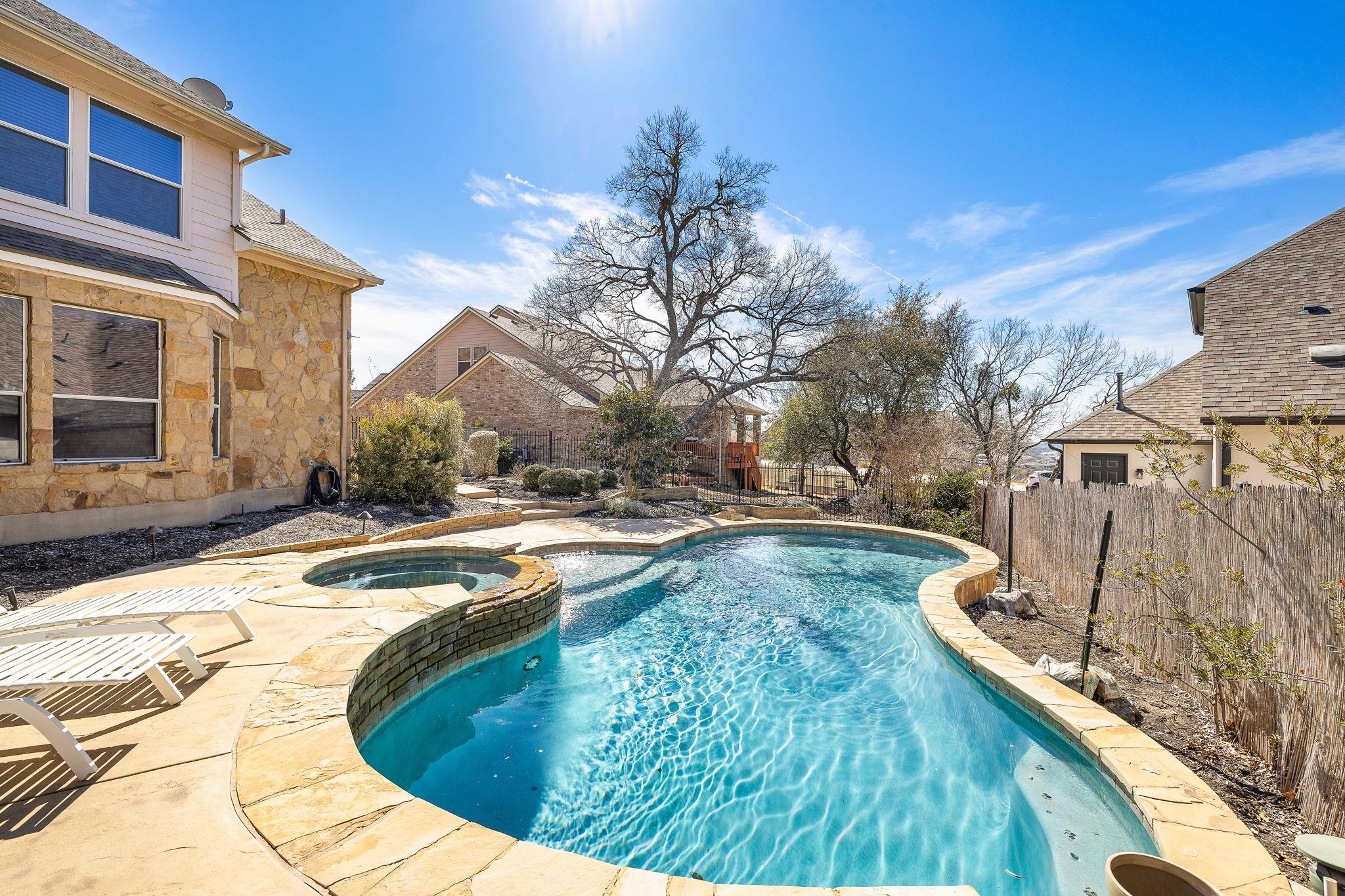 2007 First Vw, Leander, TX 78641