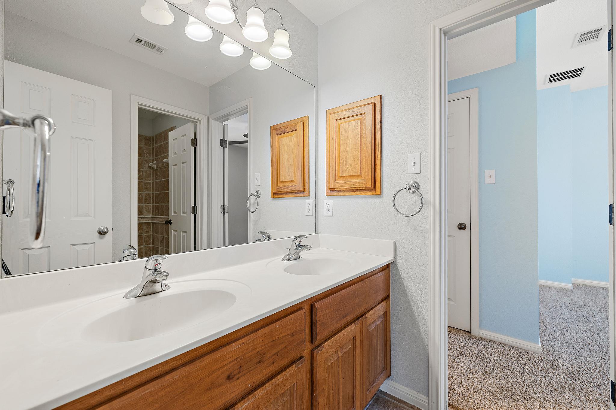 2007 First Vw, Leander, TX 78641