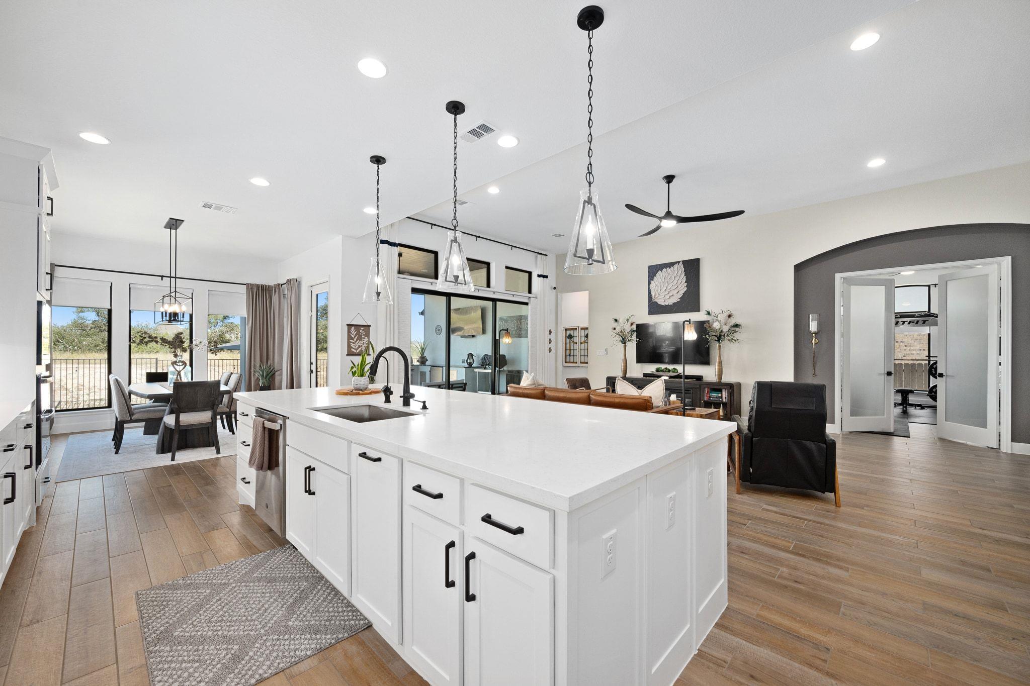 1105 Joe Carson Dr, Leander, TX 78641