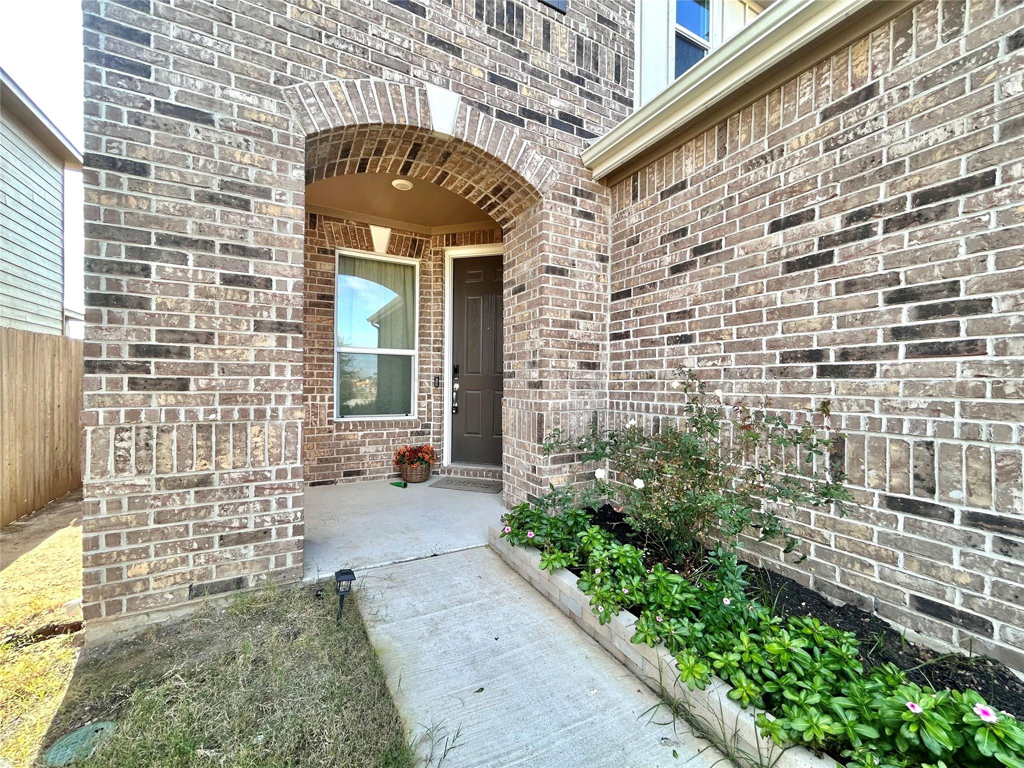 12421 Ace In The Hole Ln, Del Valle, TX 78617