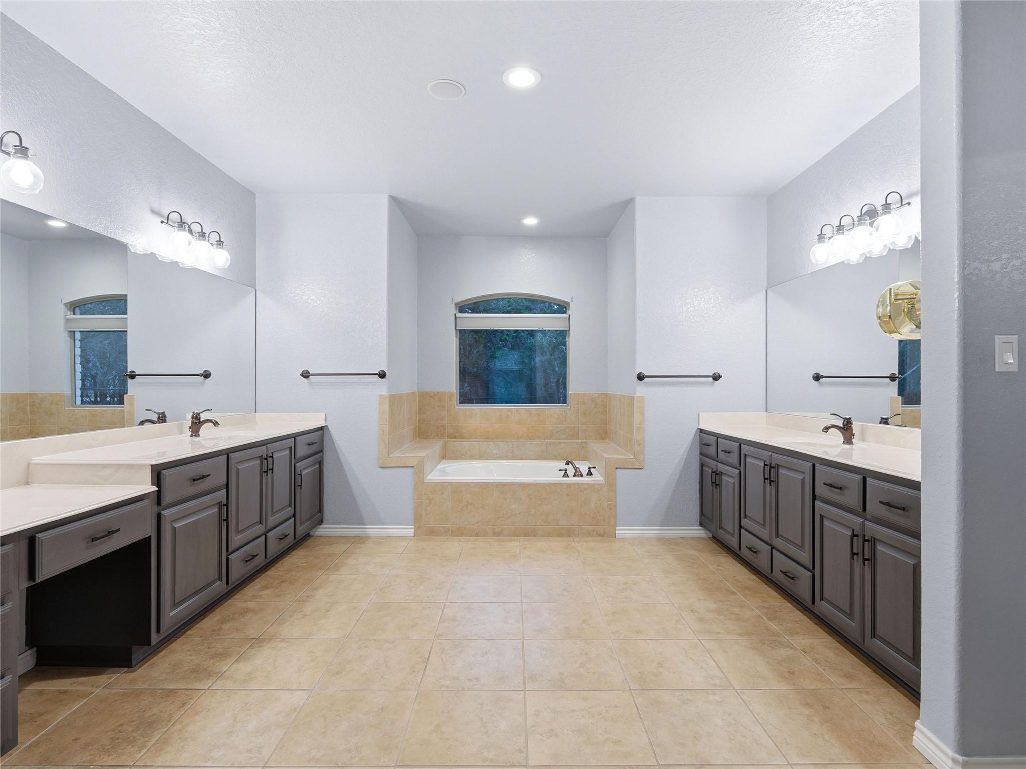 10302 Teich Loop, New Braunfels, TX 78132