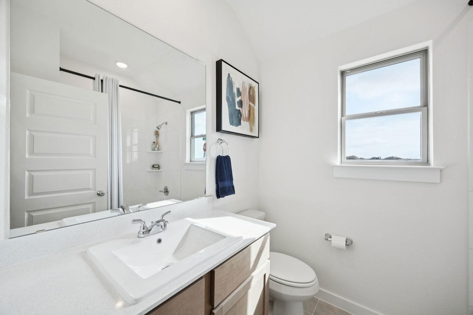 105 Mandeville Dr, Hutto, TX 78634